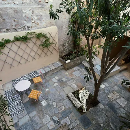 Unique Traditional Apartment
